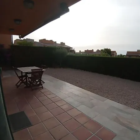 Msj 50 Espacioso Bajo Con Jardin Privado קלאפאט